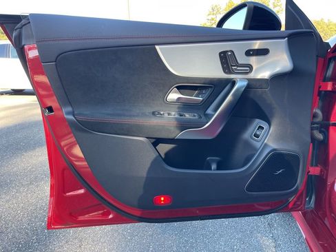 Certified 2025 Mercedes-Benz CLA 250 4MATIC image 19