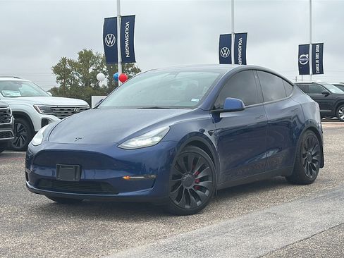 Used 2022 Tesla Model Y Performance image 2