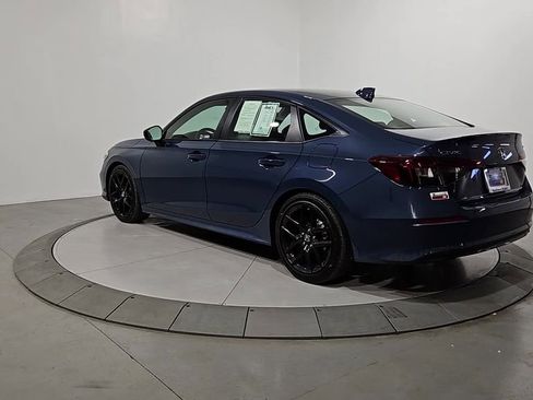 Used 2025 Honda Civic Sport image 3