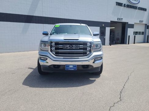 Used 2017 GMC Sierra 1500 SLT w/ SLT Premium Package AWD/4WD image 10