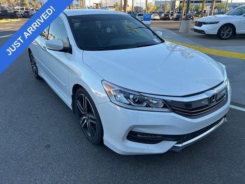Used 2016 Honda Accord Sport image 2