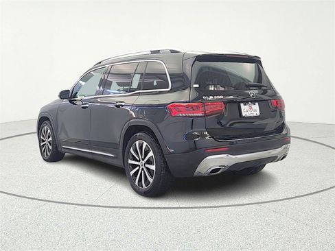 Used 2020 Mercedes-Benz GLB 250 4MATIC image 6