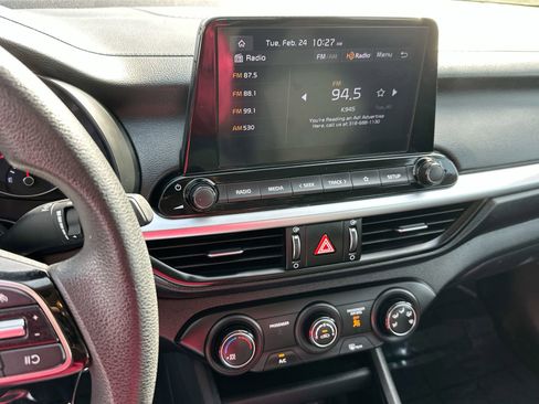 Used 2024 Kia Forte LXS image 16