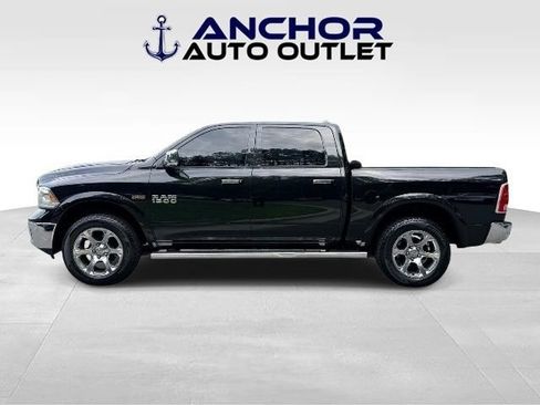 Used 2018 RAM 1500 Laramie w/ Convenience Group AWD/4WD image 5