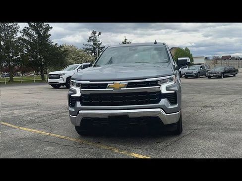 Certified 2025 Chevrolet Silverado 1500 LT AWD/4WD image 25