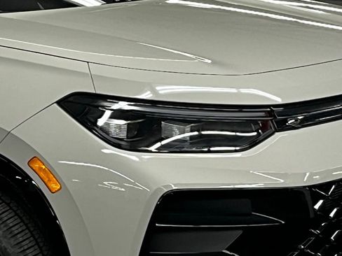 New 2026 Volkswagen Tiguan SE R-Line FWD image 44