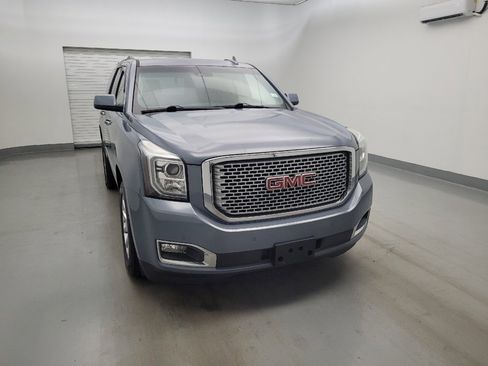 Used 2015 GMC Yukon Denali w/ Premium Package AWD/4WD image 14
