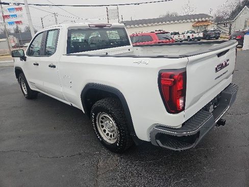 Used 2020 GMC Sierra 1500 4x4 Double Cab w/ Fleet Convenience Package image 5