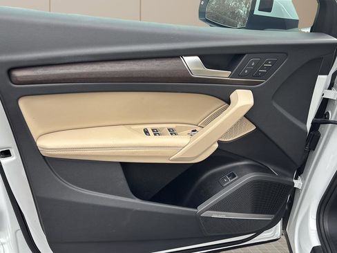 Used 2024 Audi Q5 2.0T Prestige image 16