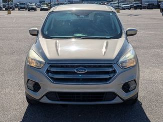 Used 2017 Ford Escape SE video 2