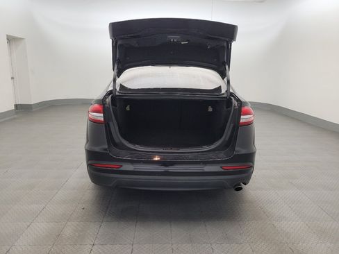 Used 2020 Ford Fusion SE FWD image 29