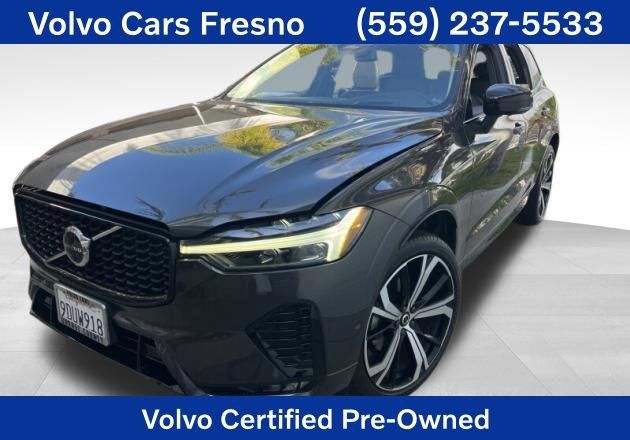 Used 2023 Volvo XC60 B5 Ultimate w/ Protection Package Premier FWD image 1