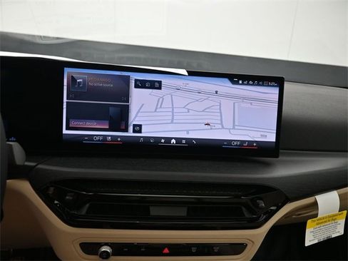 New 2026 BMW 330i Sedan w/ M Sport Package image 7