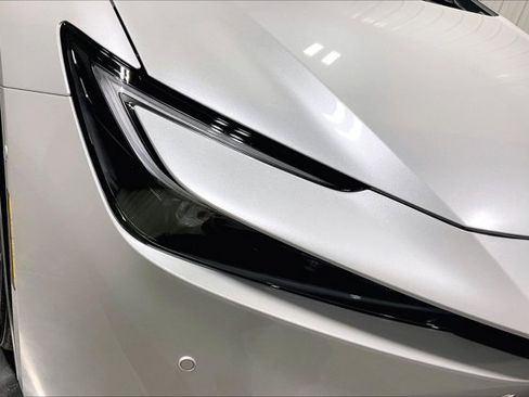 New 2026 Toyota Prius Plug-In Hybrid FWD image 33
