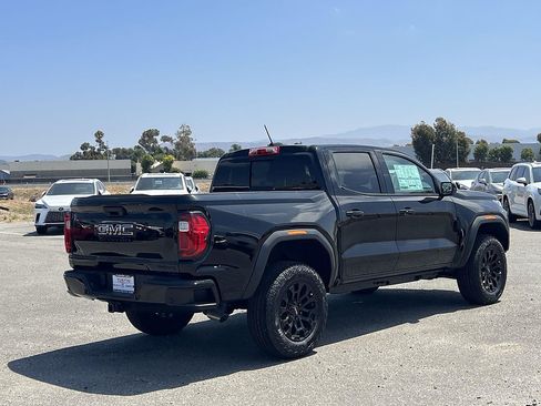 New 2026 GMC Canyon Elevation w/ LPO, Black Badging Package RWD image 3