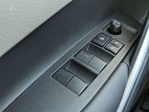 New 2026 Toyota Corolla Cross L image 19