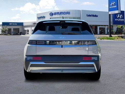 New 2026 Hyundai Ioniq 5 SEL image 6