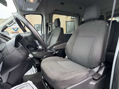 Used 2018 Ford Transit 350 XLT RWD image 24