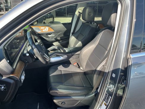 Used 2020 Mercedes-Benz GLS 450 4MATIC image 33