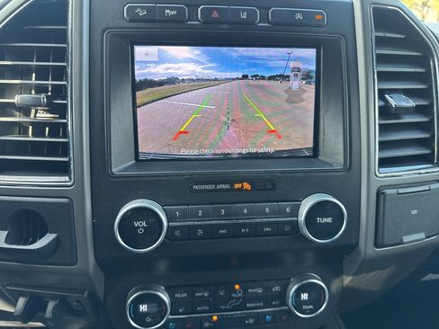 Used 2020 Ford Expedition XLT w/ Equipment Group 202A image 34