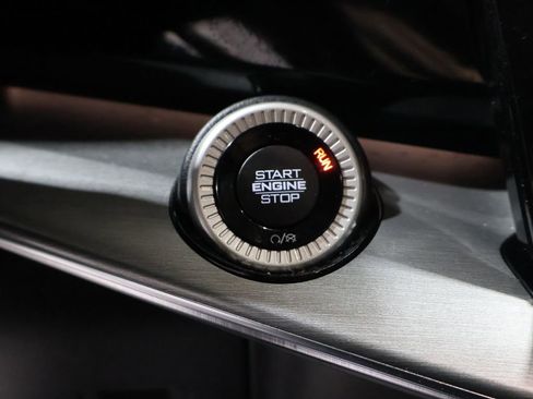 Used 2023 Jeep Wagoneer Series II image 29