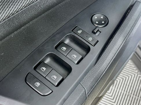 Used 2024 Kia Sportage LX FWD image 17