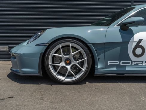 Used 2024 Porsche 911 GT3 RS RWD image 12