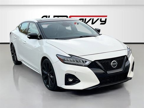 Used 2022 Nissan Maxima SR w/ Sport Mat Group image 1