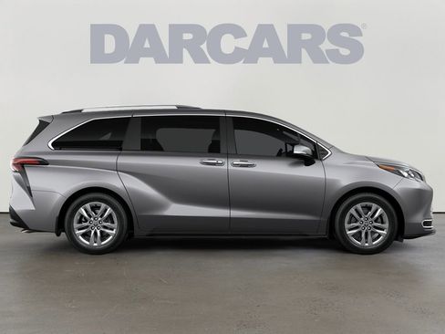 New 2026 Toyota Sienna Limited AWD/4WD image 15