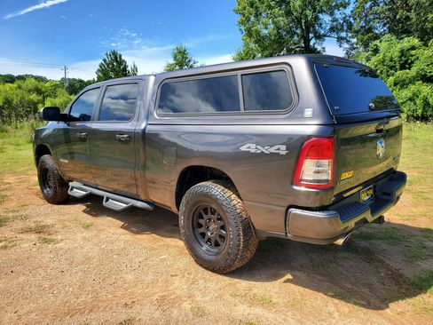 Used 2019 RAM 1500 Big Horn AWD/4WD image 7