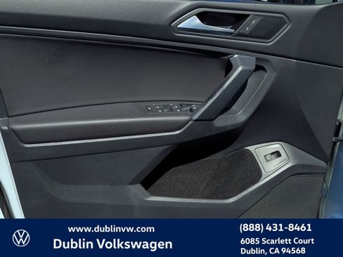 Used 2019 Volkswagen Tiguan SEL w/ 3rd Row Seat Package image 10