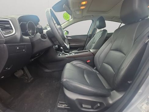 Used 2017 MAZDA MAZDA3 Grand Touring FWD image 10