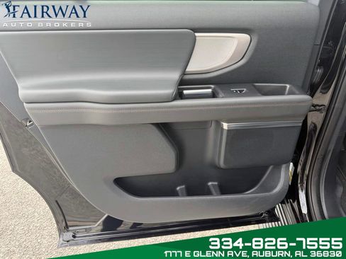 Used 2025 Ford Expedition Max Active image 23