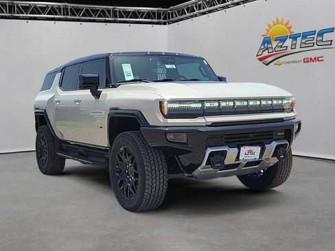 New 2026 GMC Hummer EV SUV AWD/4WD image 3