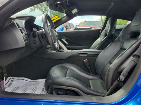 Used 2019 Chevrolet Corvette Stingray Coupe w/ Battery Protection Package RWD image 10