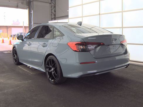 Used 2024 Honda Civic Sport image 6