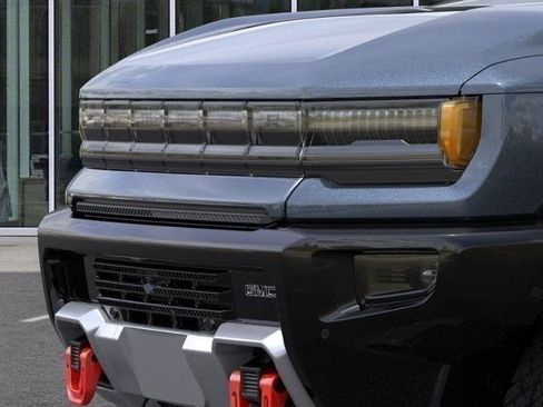 New 2025 GMC Hummer EV 2X w/ LPO, Sport Package image 37
