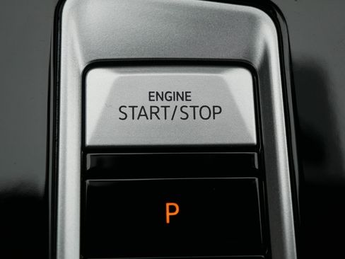 Used 2024 Volkswagen Atlas Cross Sport SEL Premium R-Line image 30