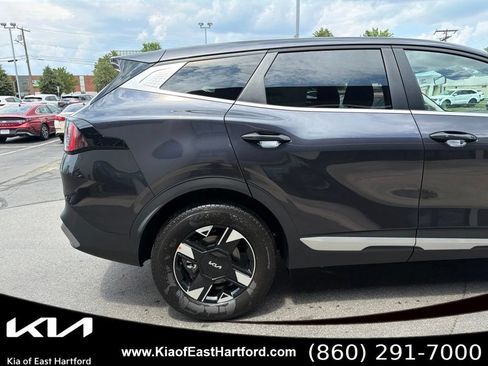 New 2026 Kia Sportage LX w/ LX Convenience Package AWD/4WD image 7