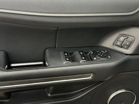 Used 2024 Ford Expedition Max XLT image 25