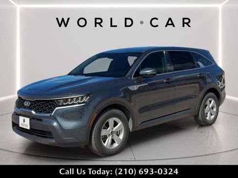 Used 2021 Kia Sorento LX image 7