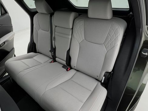 Used 2025 Lexus RX 350 Premium image 15