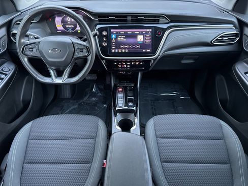 Used 2022 Chevrolet Bolt EUV LT image 13