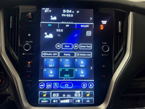 Certified 2023 Subaru Outback Limited image 32