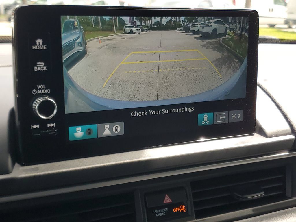 Used 2025 Honda Pilot Black Edition image 23