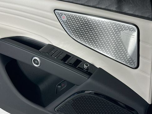 New 2026 Maserati Grecale Modena AWD/4WD image 16