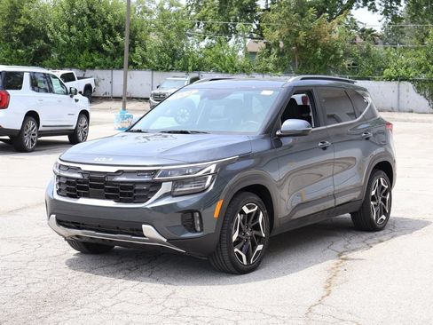 Certified 2024 Kia Seltos SX AWD/4WD image 3