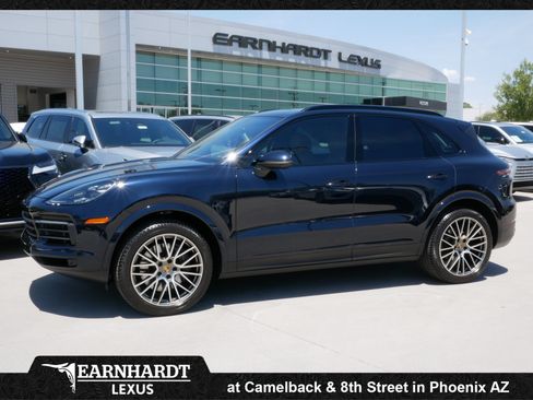 Used 2022 Porsche Cayenne Platinum Edition w/ Premium Package Plus AWD/4WD image 1