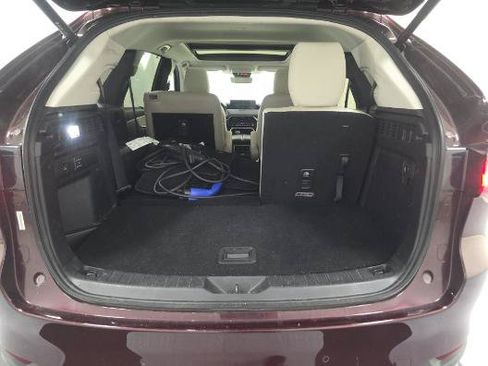 Used 2024 MAZDA CX-90 Plug-In Hybrid w/ Premium Pkg AWD/4WD image 11