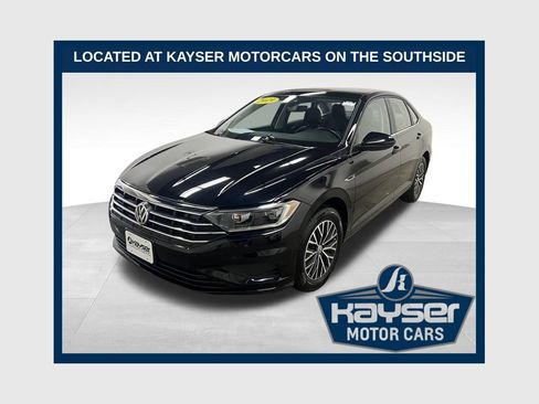 Used 2019 Volkswagen Jetta SEL w/ Cold Weather Package FWD image 1